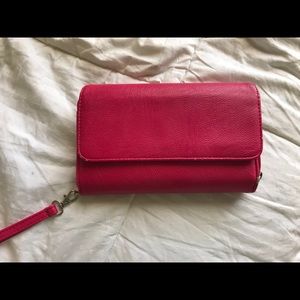 SafeKeeper Hot Pink Wallet/ Wristlet Clutch